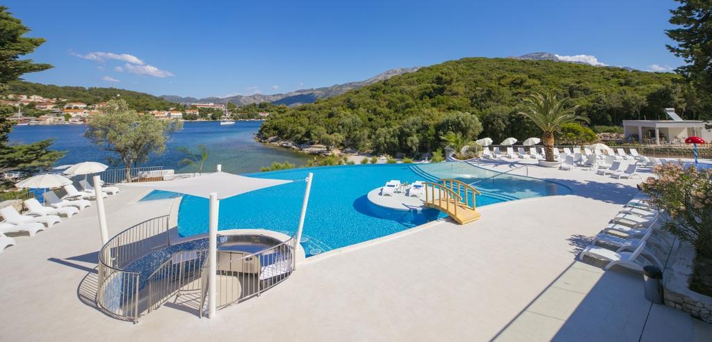Port 9 Island Family Resort Корчула Экстерьер фото